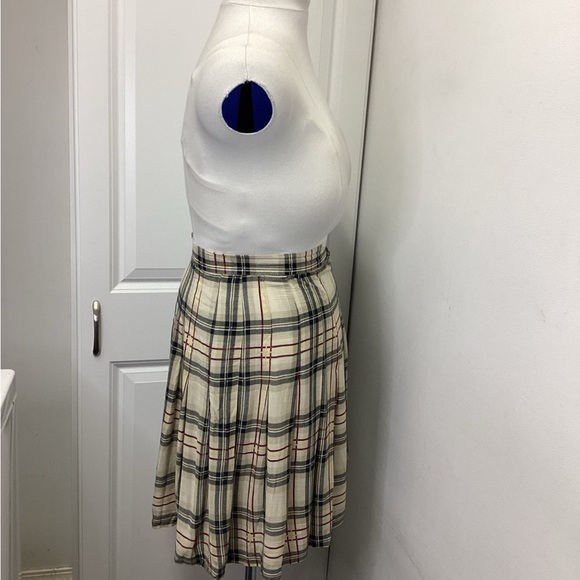Vintage 90s Y2K Michael K & Company Beige Plaid Pleated Knee Length A-line Skirt - Picture 8 of 10